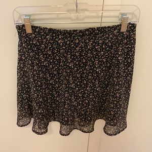 Forever21, floral mini skirt, size small